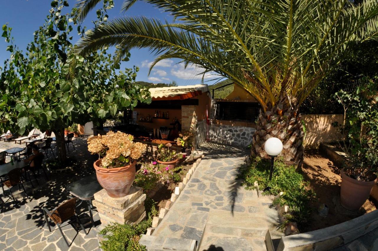Dina'S Paradise Агиос Гордиос Екстериор снимка